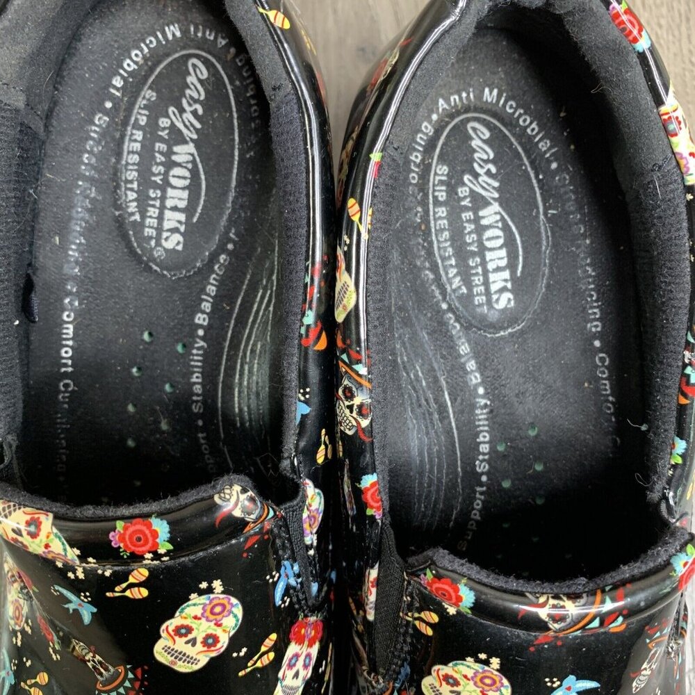 Easy Street Day Of The Dead Women Shoes Size 8W Laurie Clogs Nursing EUC - Picture 9 of 11